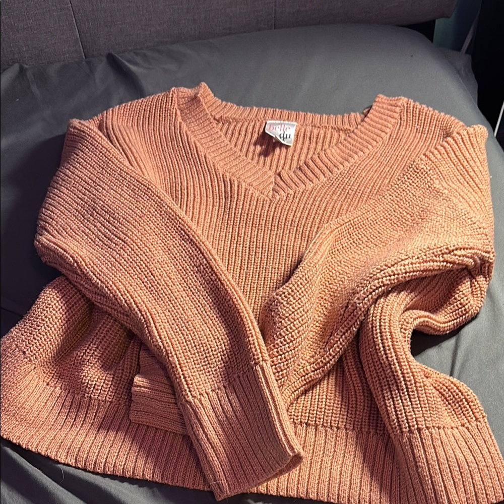 Women's V-Neck Sweater - Pink